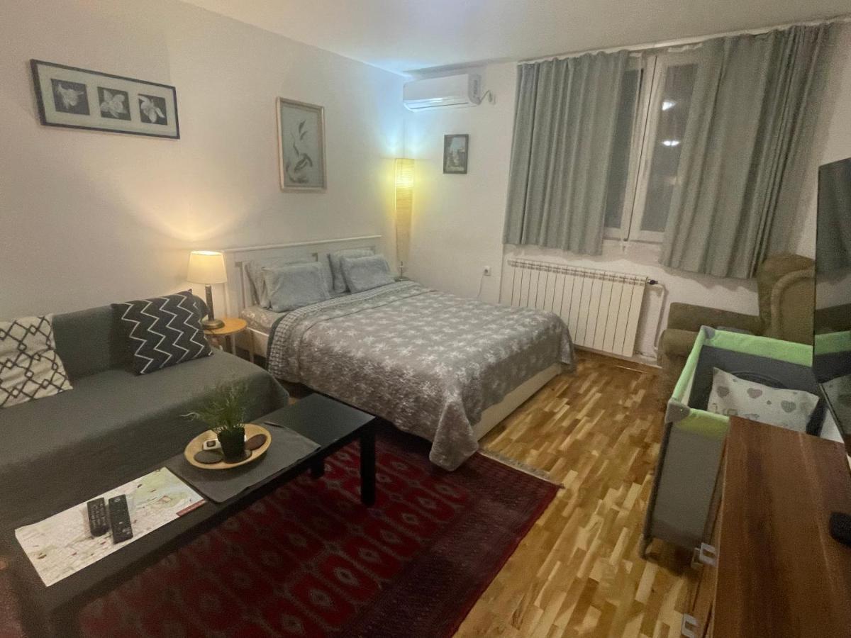 Apartamento Axis Mundi Belgrado Exterior foto